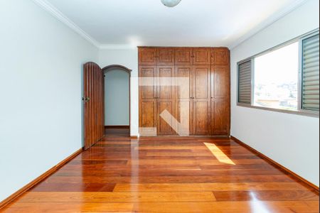 Casa à venda com 360m², 4 quartos e 4 vagasQuarto 2