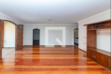 Casa à venda com 360m², 4 quartos e 4 vagasSala 3