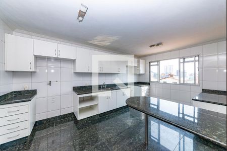 Casa à venda com 360m², 4 quartos e 4 vagasCozinha