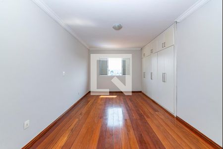 Casa à venda com 360m², 4 quartos e 4 vagasQuarto 3