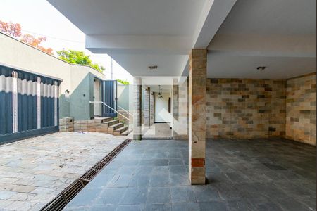 Casa à venda com 360m², 4 quartos e 4 vagasGaragem
