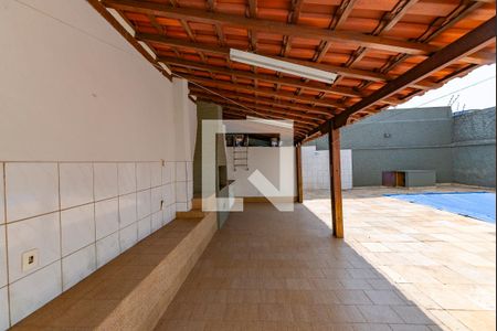 Casa à venda com 360m², 4 quartos e 4 vagasChurrasqueira