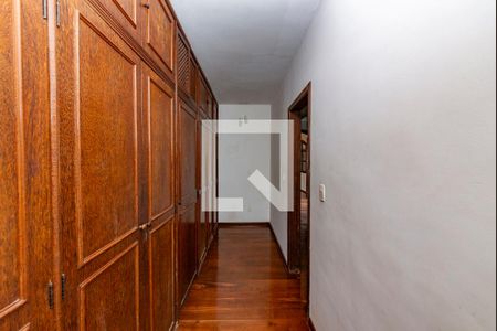 Casa à venda com 360m², 4 quartos e 4 vagasCloset da suíte