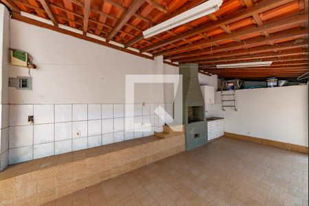 Casa à venda com 360m², 4 quartos e 4 vagasChurrasqueira