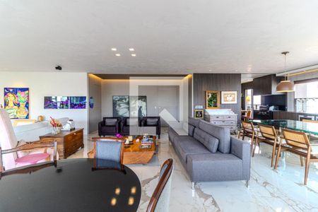 Apartamento à venda com 312m², 4 quartos e 4 vagasSala