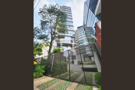 Apartamento à venda com 200m², 2 quartos e 3 vagasFachada
