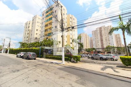 Apartamento para alugar com 48m², 2 quartos e 1 vagaFachada
