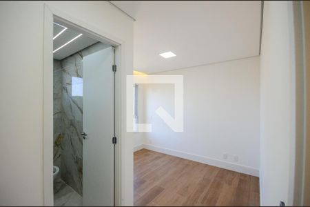 Suíte de apartamento à venda com 3 quartos, 66m² em Vila Cruz das Almas, São Paulo