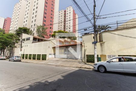 Casa de condomínio à venda com 100m², 2 quartos e 2 vagasFachada