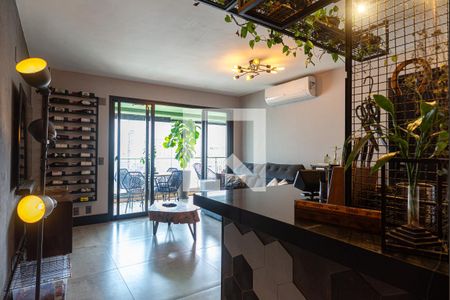 Sala de apartamento à venda com 2 quartos, 80m² em Bela Vista, São Paulo