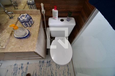 Apartamento à venda com 66m², 2 quartos e 1 vagaBanheiro 1