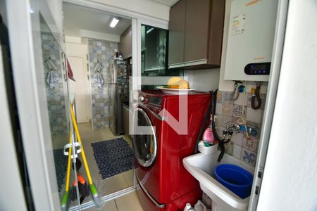 Apartamento à venda com 66m², 2 quartos e 1 vagaÁrea de Serviço