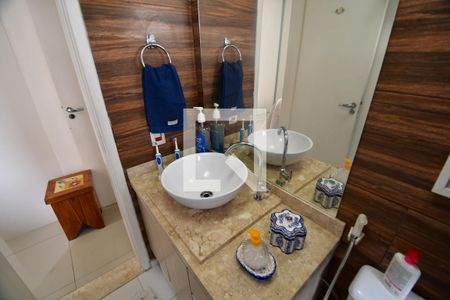 Apartamento à venda com 66m², 2 quartos e 1 vagaBanheiro 1
