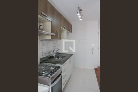 Apartamento à venda com 31m², 1 quarto e 1 vaga Apartamento à venda com 31m², 1 quarto e 1 vagaCozinha e Área de Serviço