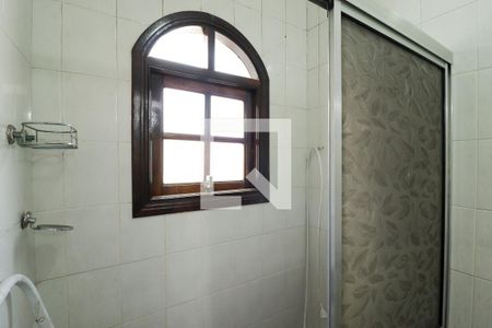 Casa à venda com 230m², 3 quartos e 4 vagasBanheiro da Suíte 2