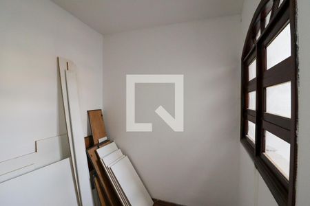 Casa à venda com 230m², 3 quartos e 4 vagasQuarto de Serviço