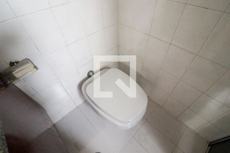 Casa à venda com 230m², 3 quartos e 4 vagasBanheiro da Suíte 3