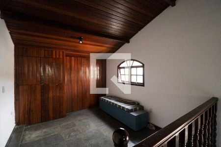 Casa à venda com 230m², 3 quartos e 4 vagasSotão