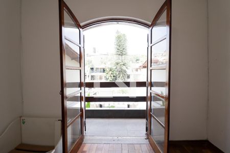 Casa à venda com 230m², 3 quartos e 4 vagasSuíte 1