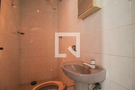 Casa à venda com 230m², 3 quartos e 4 vagasBanheiro de Serviço