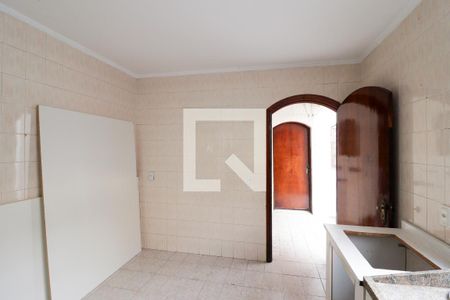 Casa à venda com 230m², 3 quartos e 4 vagasCozinha e Área de Serviço