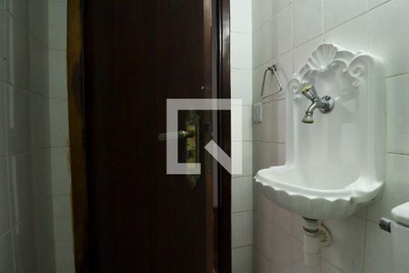 Casa à venda com 230m², 3 quartos e 4 vagasLavabo