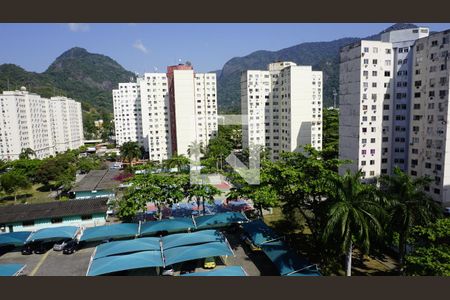 Vista - Quarto 2 de apartamento para alugar com 3 quartos, 70m² em Jacarepaguá, Rio de Janeiro