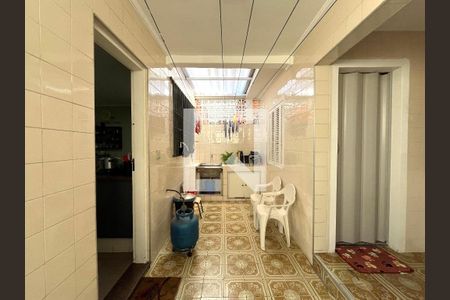 Casa para alugar com 142m², 4 quartos e 2 vagasÁrea de Serviço