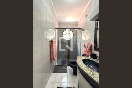 Casa para alugar com 142m², 4 quartos e 2 vagasBanheiro Corredor