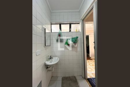 Casa para alugar com 142m², 4 quartos e 2 vagasBanheiro de serviço