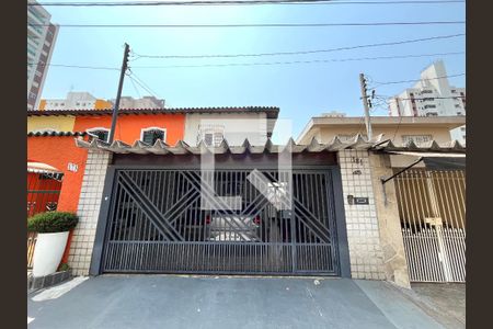 Casa para alugar com 142m², 4 quartos e 2 vagasFachada