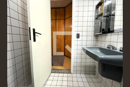 Casa para alugar com 142m², 4 quartos e 2 vagasBanheiro da Suíte 2