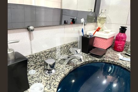 Casa para alugar com 142m², 4 quartos e 2 vagasBanheiro Corredor