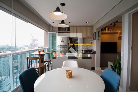 Apartamento à venda com 40m², 1 quarto e 1 vaga Apartamento à venda com 40m², 1 quarto e 1 vagaVaranda e Cozinha