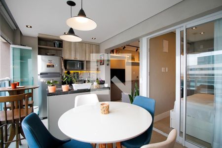 Apartamento à venda com 40m², 1 quarto e 1 vaga Apartamento à venda com 40m², 1 quarto e 1 vagaVaranda e Cozinha