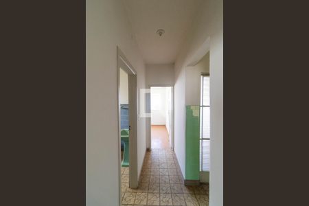 Corredor de casa à venda com 2 quartos, 200m² em Vila Teixeira, Campinas