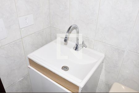 Apartamento para alugar com 39m², 1 quarto e 1 vagaDetalhe - Banheiro Social