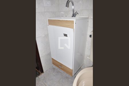 Apartamento para alugar com 39m², 1 quarto e 1 vagaDetalhe - Banheiro Social