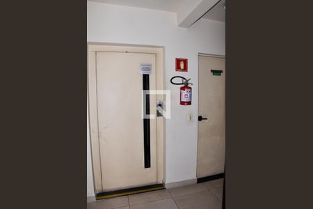 Apartamento para alugar com 39m², 1 quarto e 1 vagaElevador