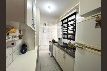 Apartamento à venda com 90m², 3 quartos e 2 vagas Apartamento à venda com 90m², 3 quartos e 2 vagasCozinha