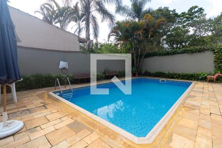 Casa para alugar com 300m², 4 quartos e 6 vagasPiscina