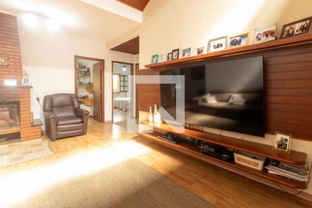 Casa para alugar com 300m², 4 quartos e 6 vagasSala de TV