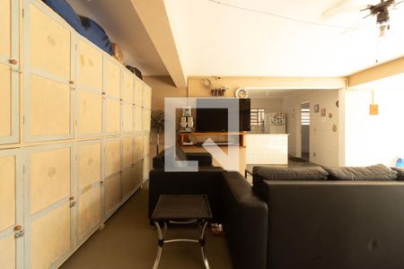 Casa para alugar com 300m², 4 quartos e 6 vagasÁrea comum