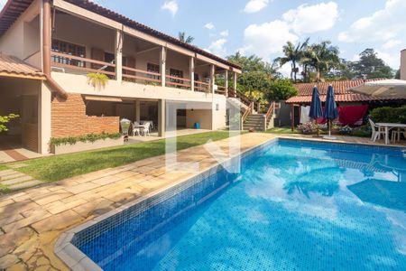 Casa para alugar com 300m², 4 quartos e 6 vagasPiscina