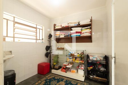 Casa para alugar com 300m², 4 quartos e 6 vagasQuarto de Serviço