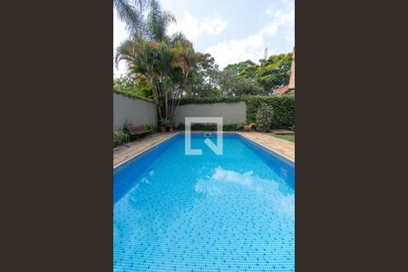 Casa para alugar com 300m², 4 quartos e 6 vagasPiscina