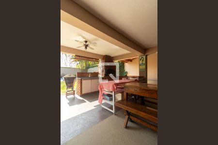 Casa para alugar com 300m², 4 quartos e 6 vagasÁrea comum