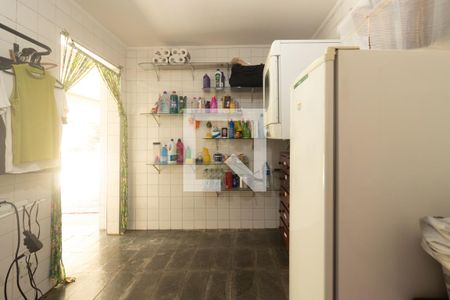 Casa para alugar com 300m², 4 quartos e 6 vagasÁrea de Serviço