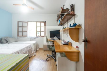 Casa para alugar com 300m², 4 quartos e 6 vagasQuarto 2