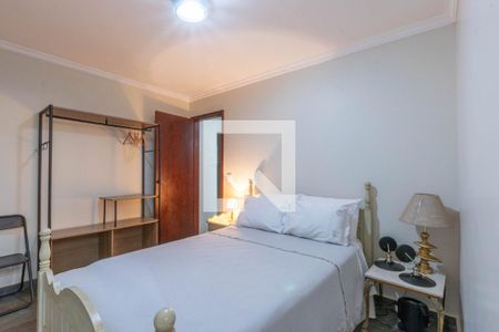 Casa de condomínio à venda com 350m², 4 quartos e 6 vagas Casa de condomínio à venda com 350m², 4 quartos e 6 vagasQuarto 1